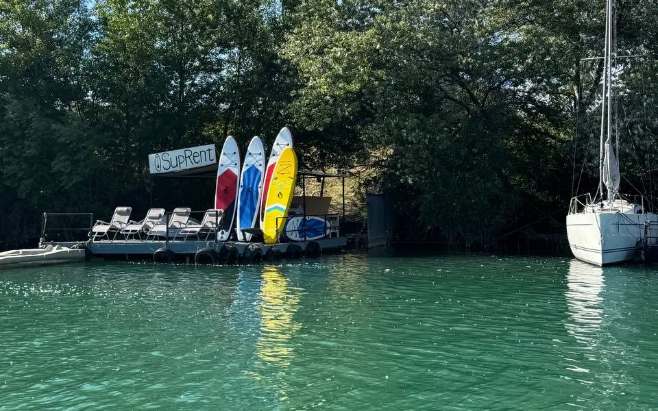 Best places to SUP in Georgia — Tbilisi Sea, Zhinvali, Algeti
